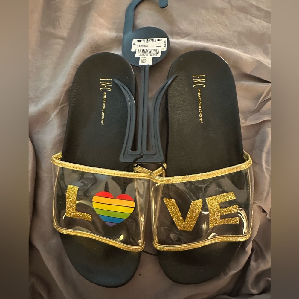 NWT Women’s INC Love Pride Sandals size L9/10